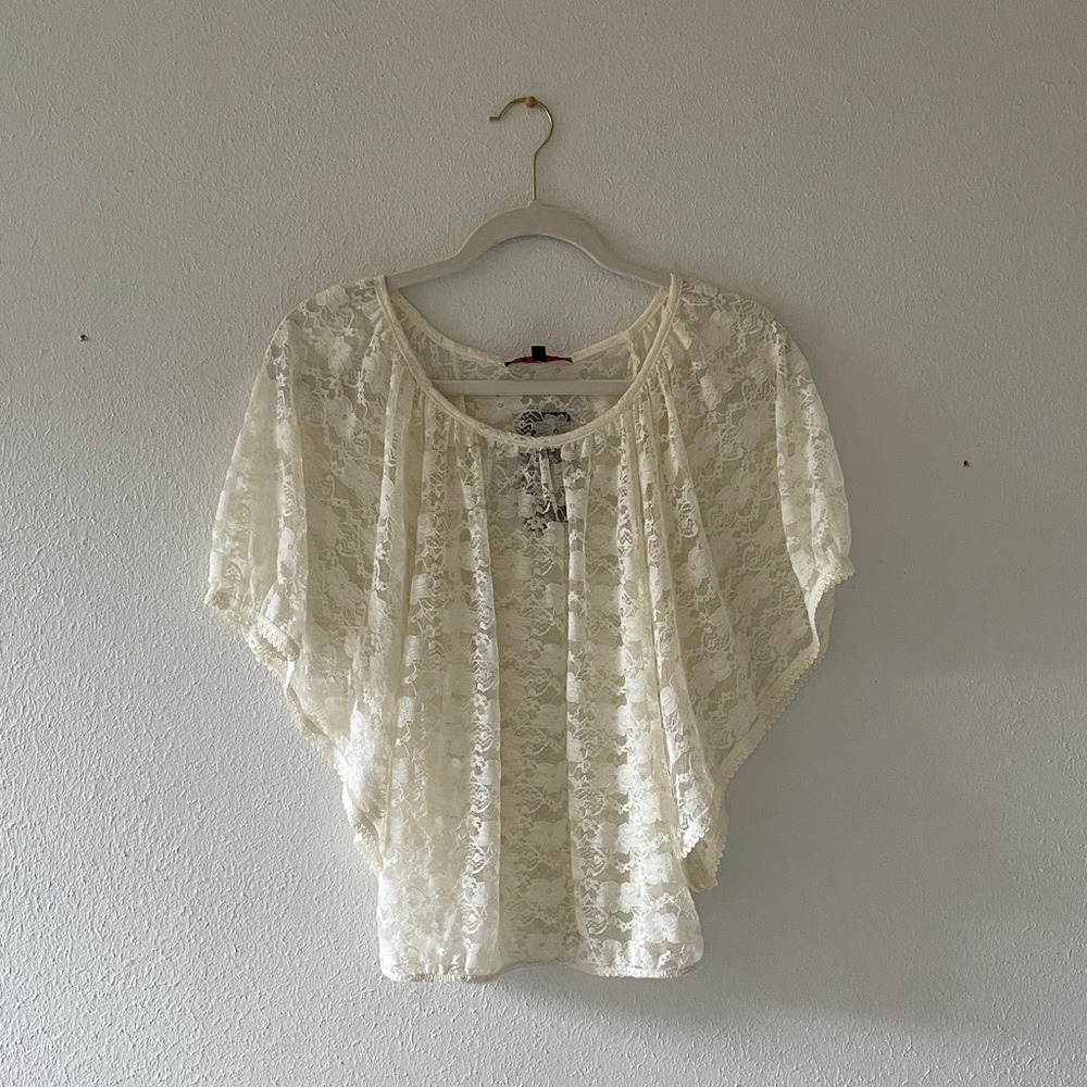 Annabelle Sheer Overlay Top Lace Scoop
